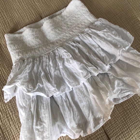 White smocked skirt - Picture 1 of 3